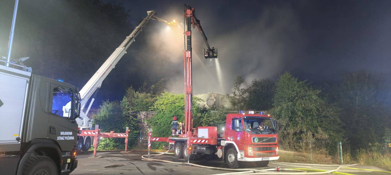 pożar pustostanu w Pogórzu