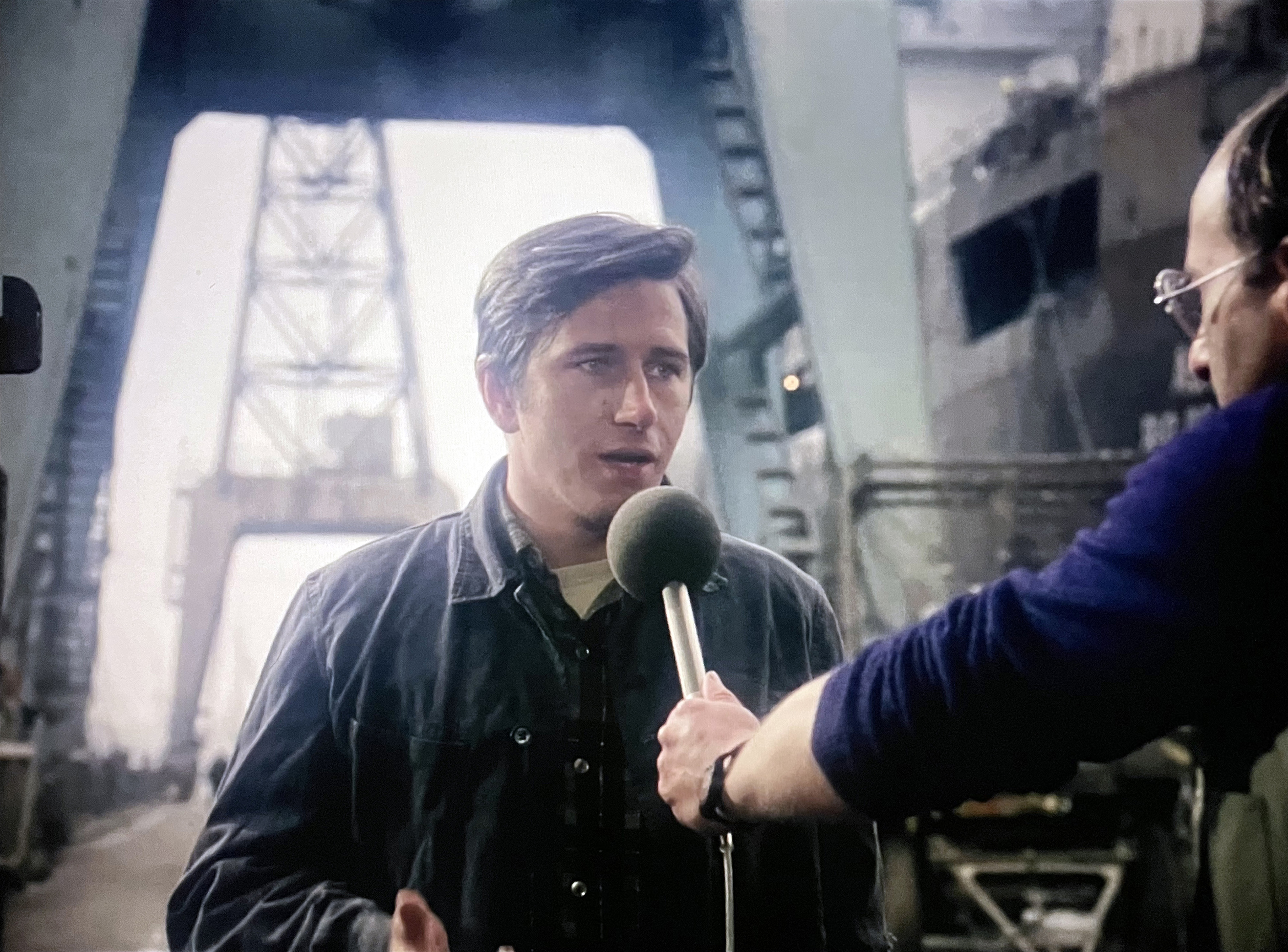 Jerzy Radziwiłowicz jako Maciej Tomczyk w filmie „Człowiek z żelaza”