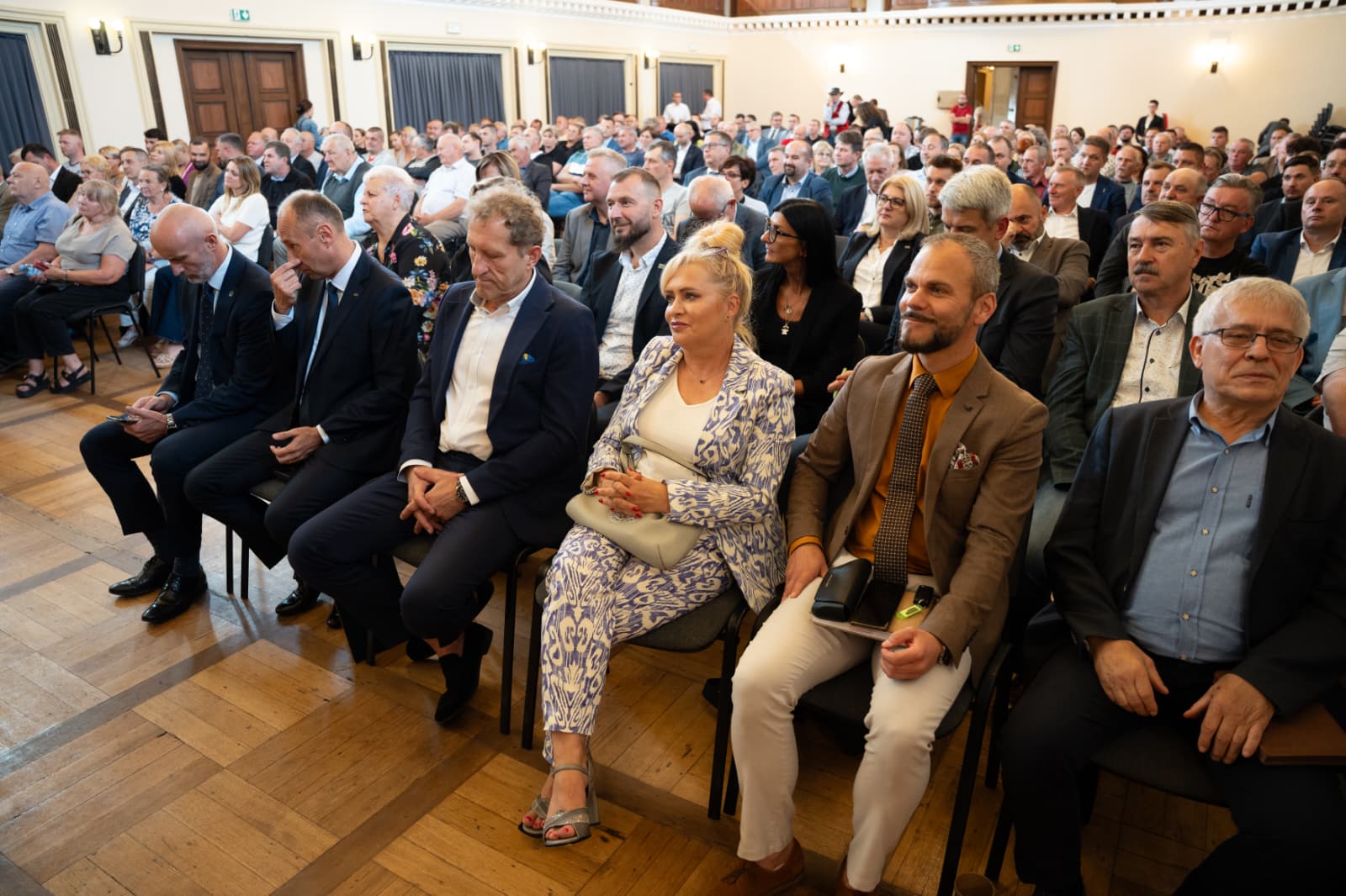 spotkanie ministra rolnictwa z rolnikami w Nowym Dworze Gdańskim