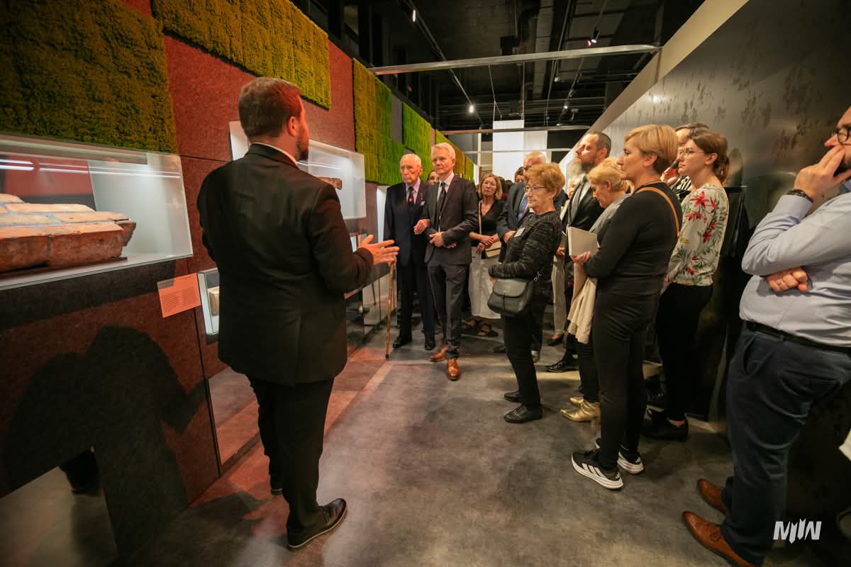 wernsaż wystawy czasowej „Ziemia nie gubi. Jeńcy cywilni na Westerplatte (1939-1941)” w MIIWŚ w Gdańsku