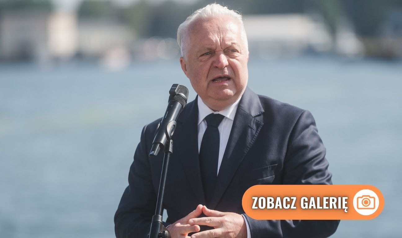 konferencja prasowa wiceministra Jacka Czerniaka i komisarza UE ds. rybołówstwa i oceanów Costasa Kadisa w Gdańsku