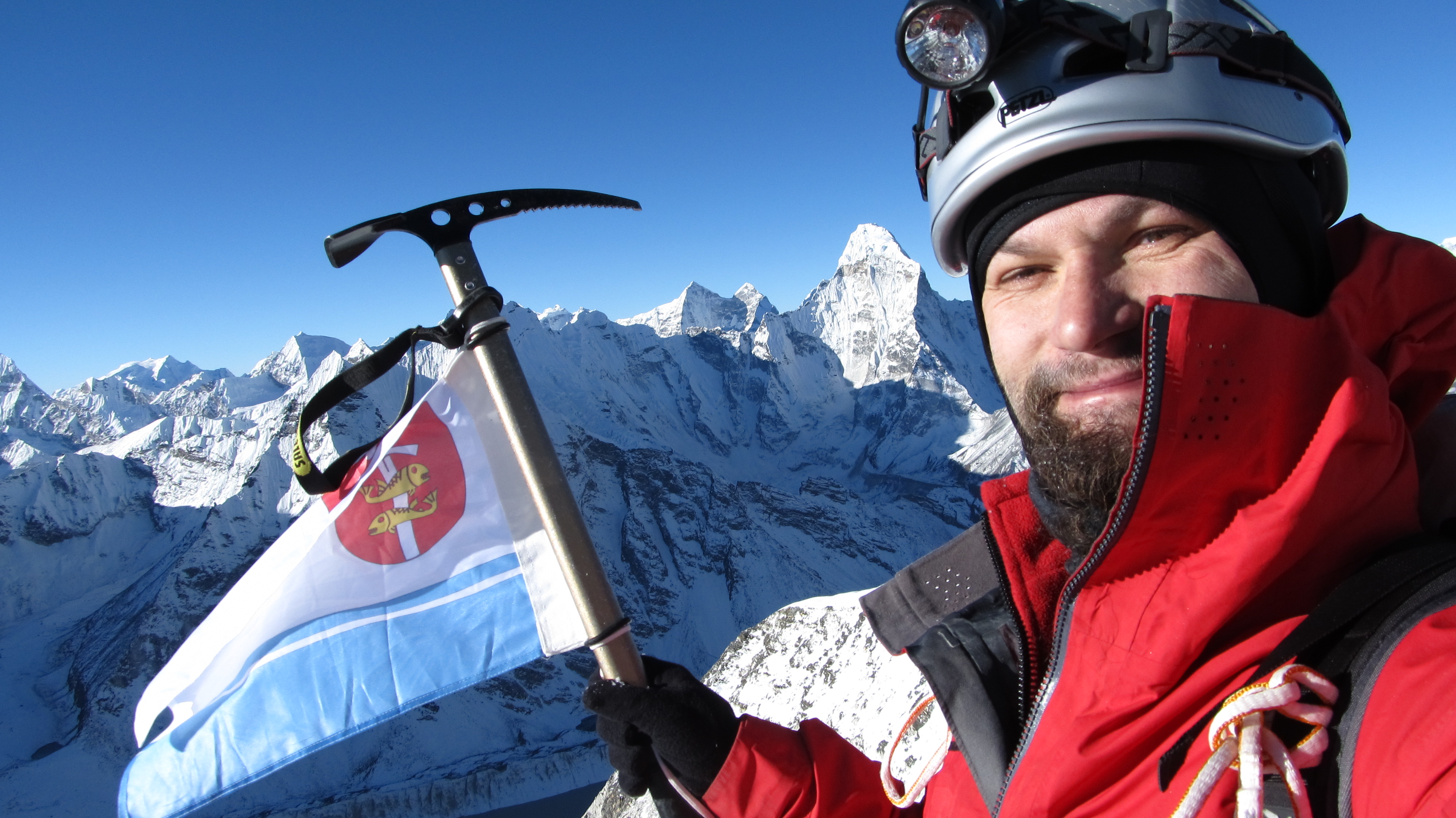 Przemysław Lebiedziński na szczycie Imja Tse