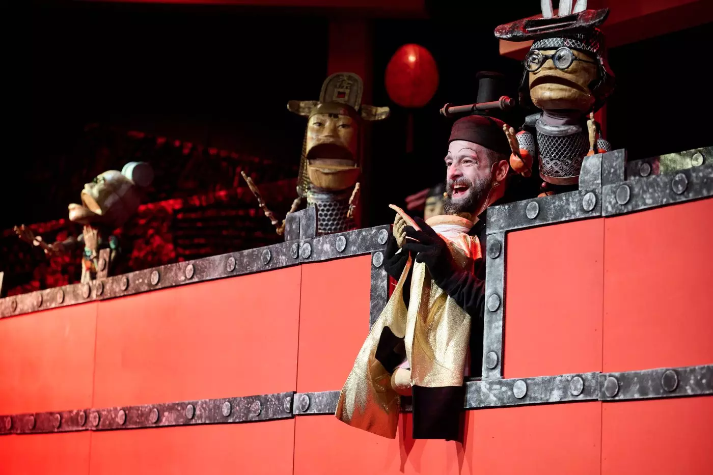 „Nowe szaty cesarza”