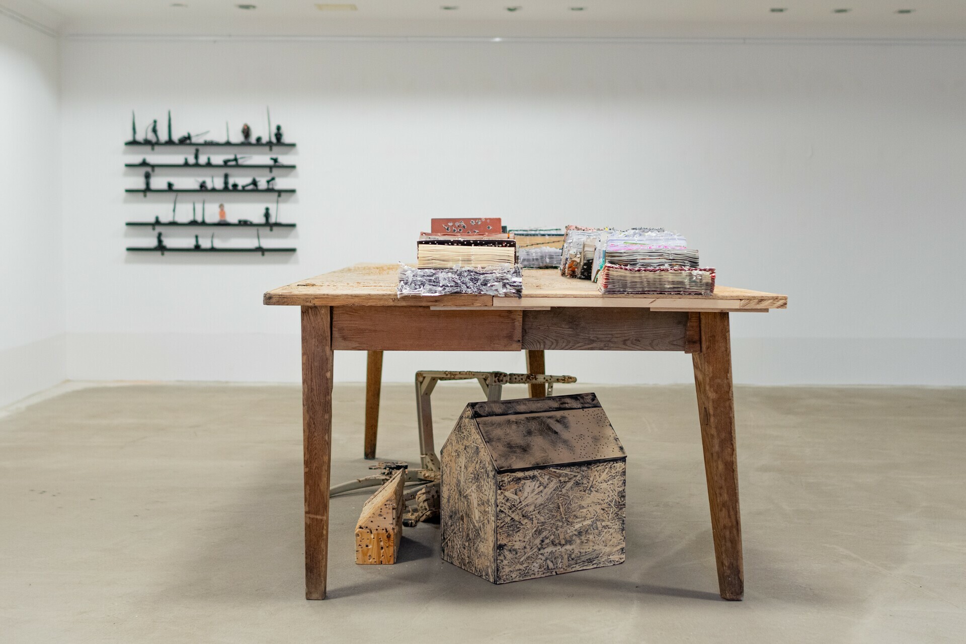 „Dom schron / Znikanie | Sylwia Jakubowska-Szycik”