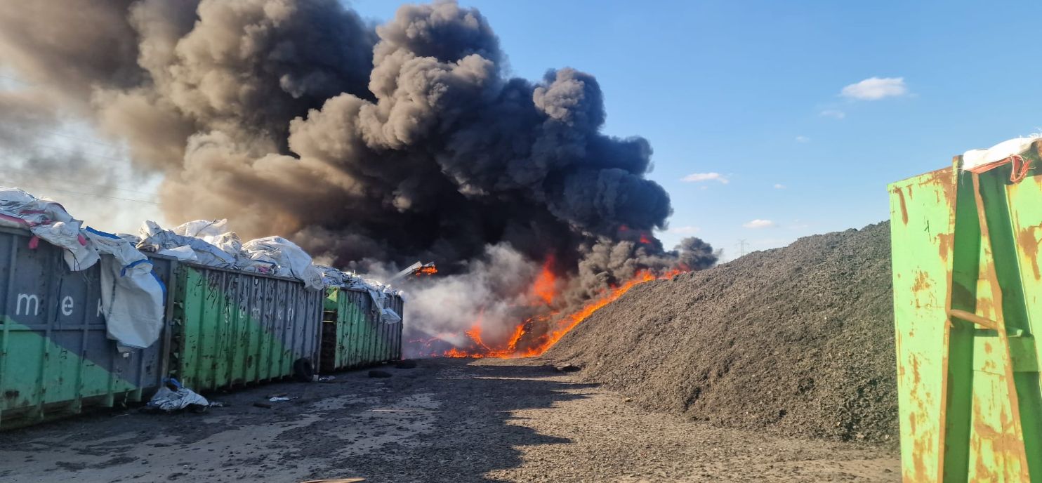 pożar zakładu utylizacji opon, Rożental 2026