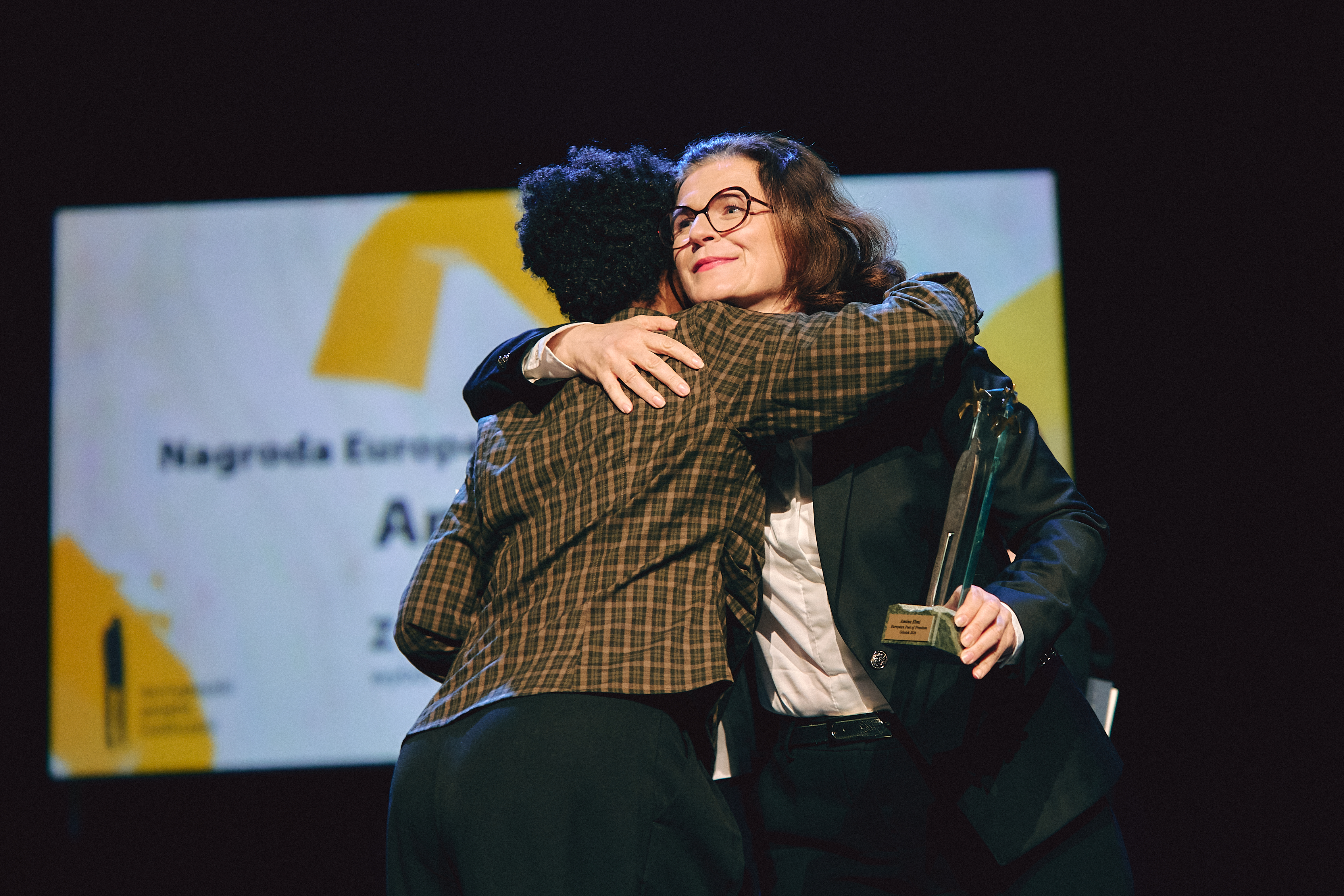 Amina Elmi i prezydent Gdańska Aleksandra Dulkiewicz