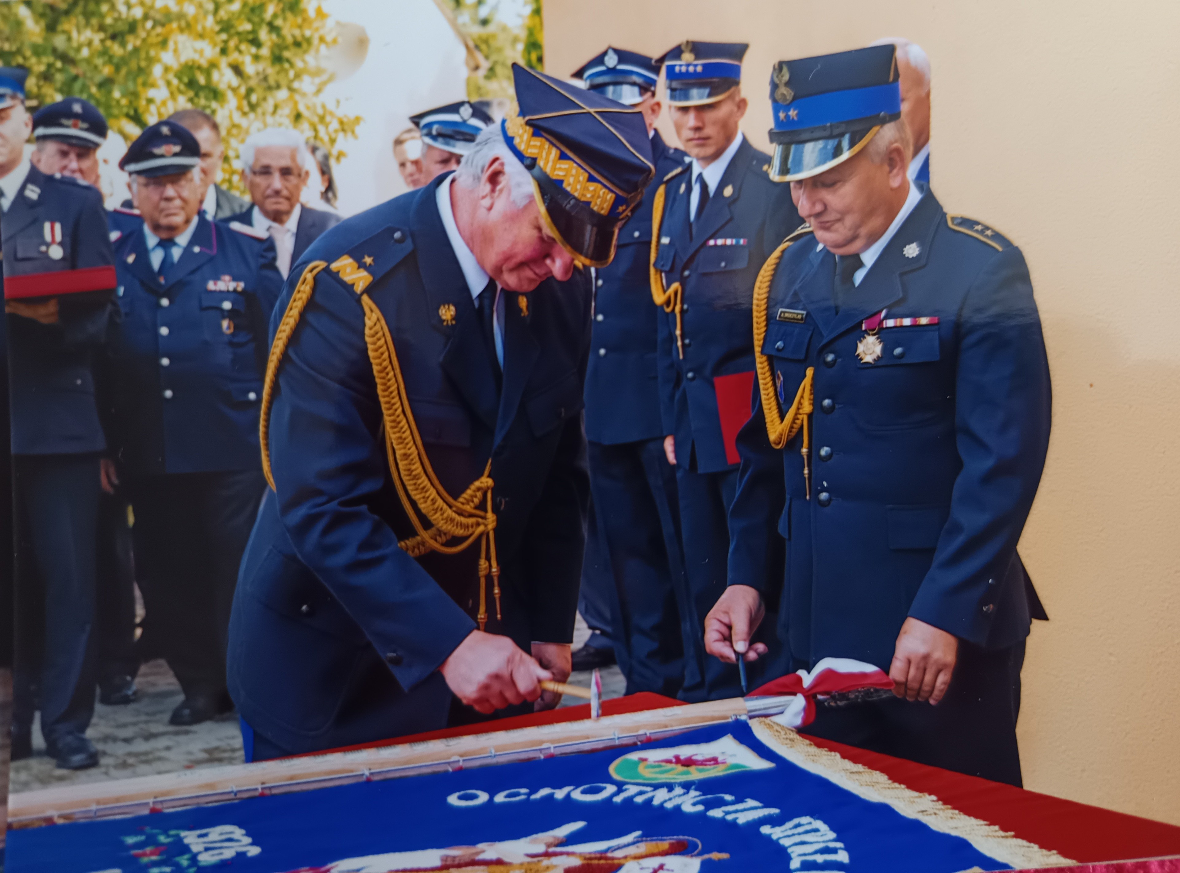 wręczenie sztandaru OSP Brzuśce