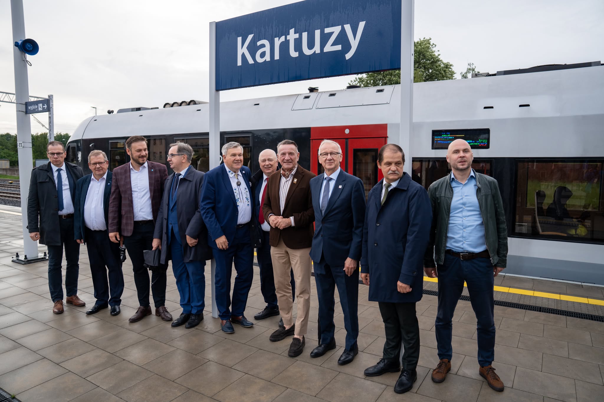 przejazd samorządowców na trasie Somonino-Kartuzy