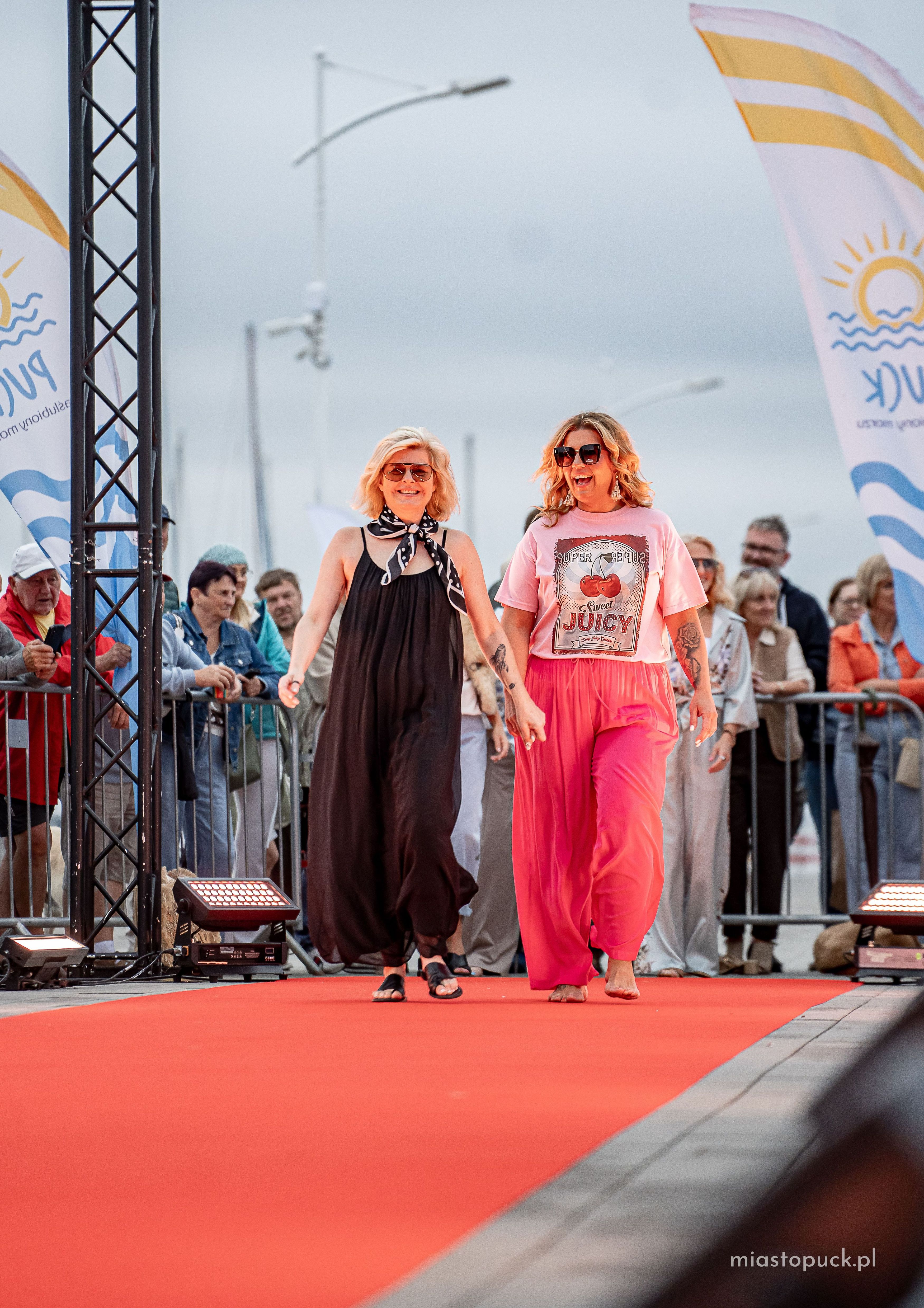 Sunset Sailing Fashion Show, Puck 2026