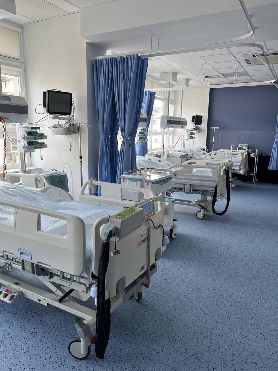 oddziały Neurologiczny i Udarowy w Szpitalu św. Wincentego a Paulo w Gdyni po remoncie