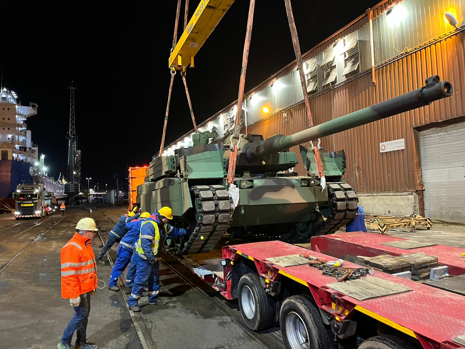 dostawa czołgów K2 Black Panther, Port Gdynia