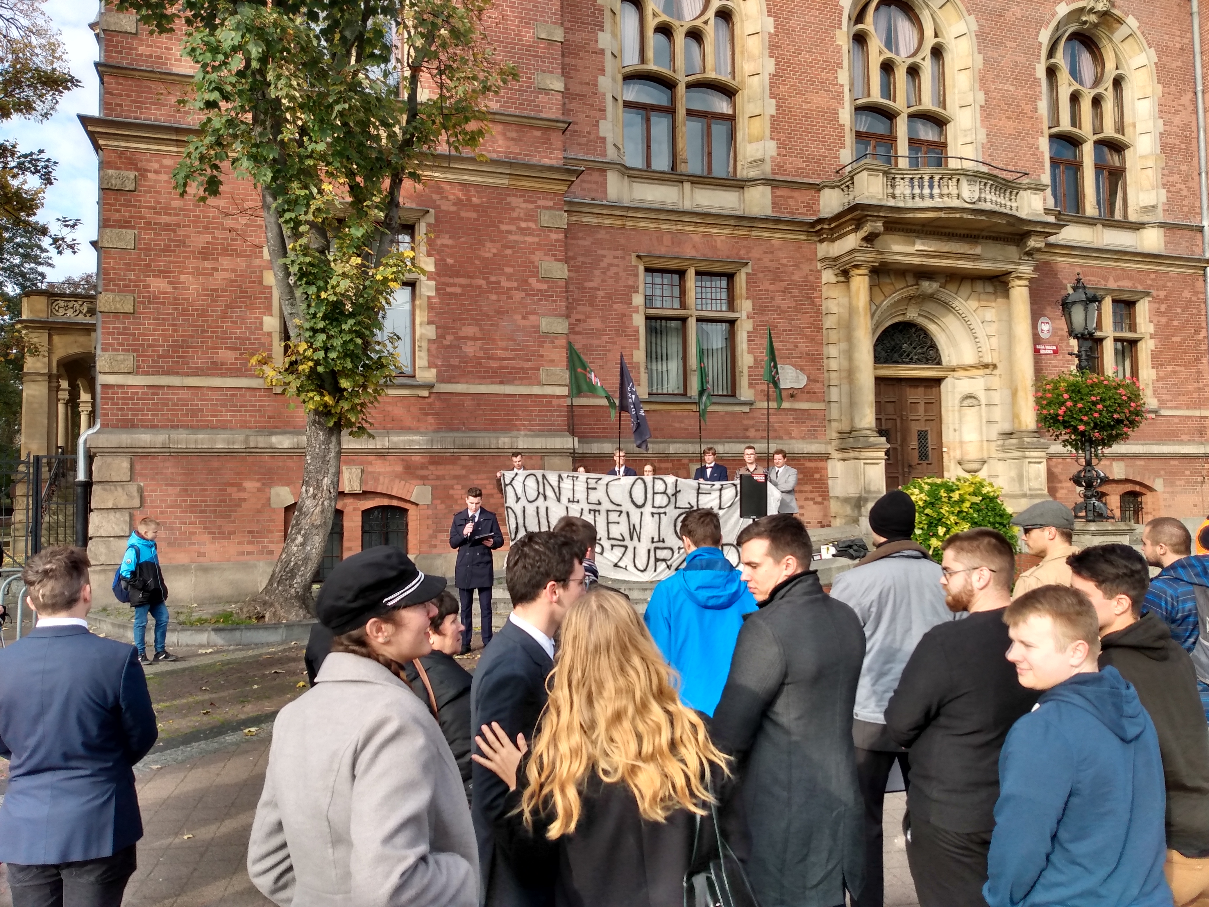 Manifestacja Młodzieży Wszechpolskiej i Ruchu Narodowego w Gdańsku przeciw prezydent Aleksandrze Dulkiewicz | zdj. Zawsze Pomorze