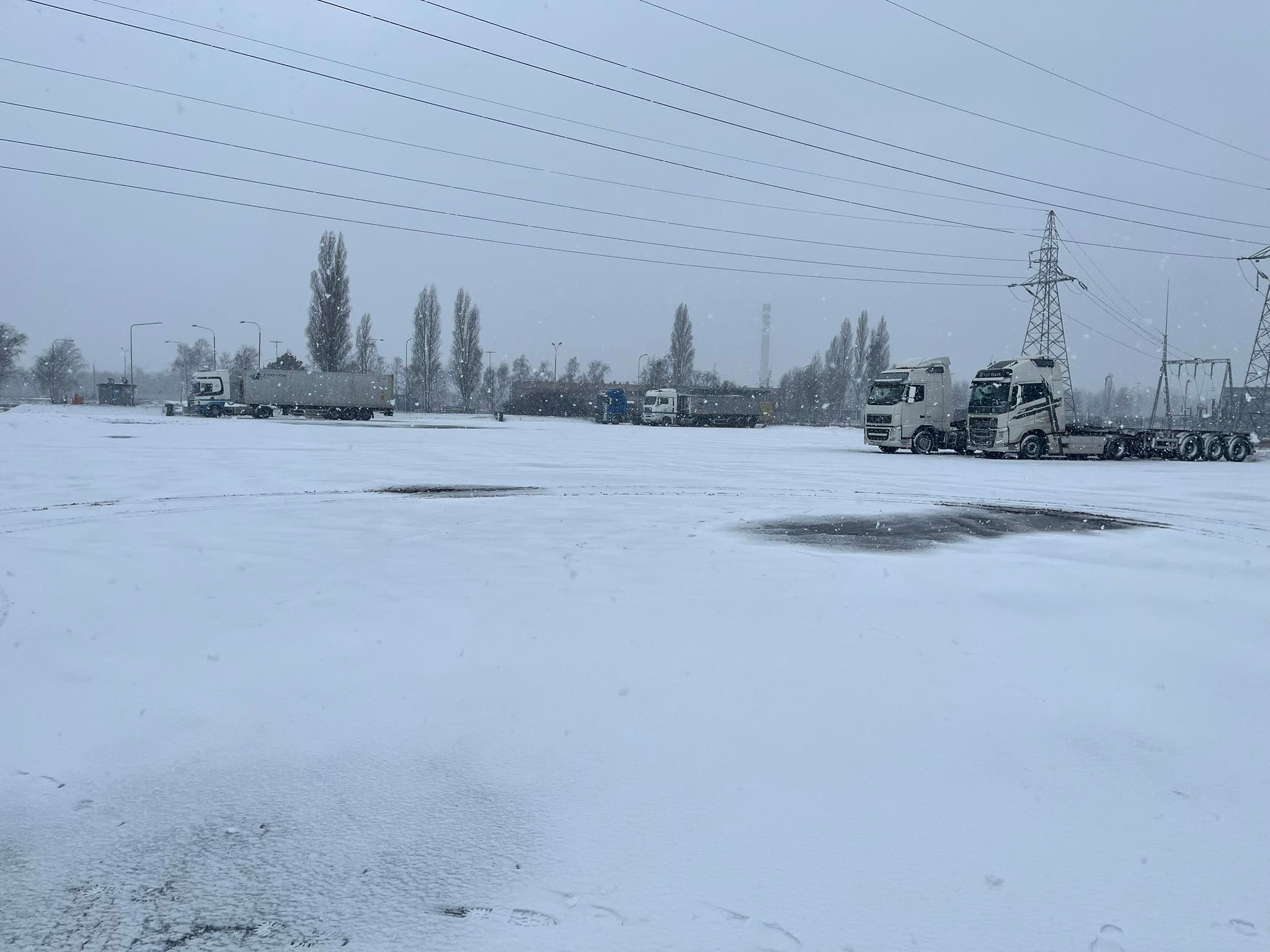 punkt awizacujny na nowym parkingu dla ciężarówek z węglem, Gdańsk